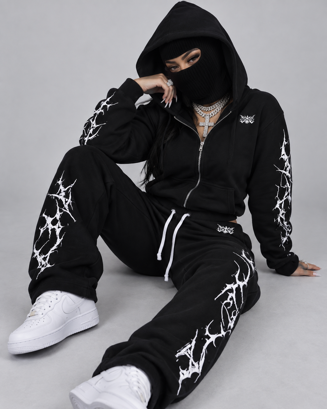 BAD INTENT: BLACK THORN SWEATSUIT